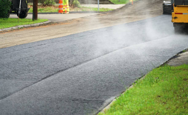 Best Affordable Driveway Paving  in Lincoln Park, NY
